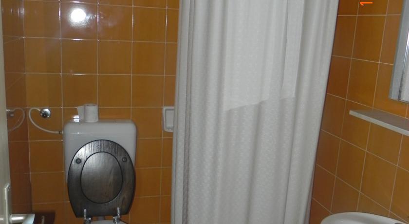 Rooms And Apartments Roza Portoroz Bilik gambar