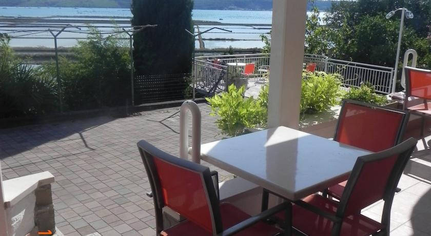 Rooms And Apartments Roza Portoroz Bilik gambar