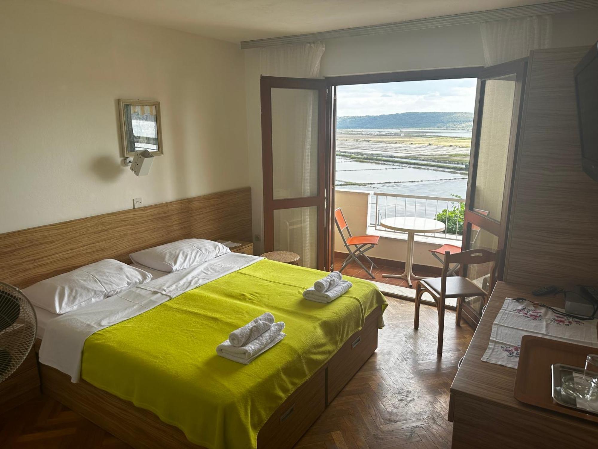 Rooms And Apartments Roza Portoroz Luaran gambar