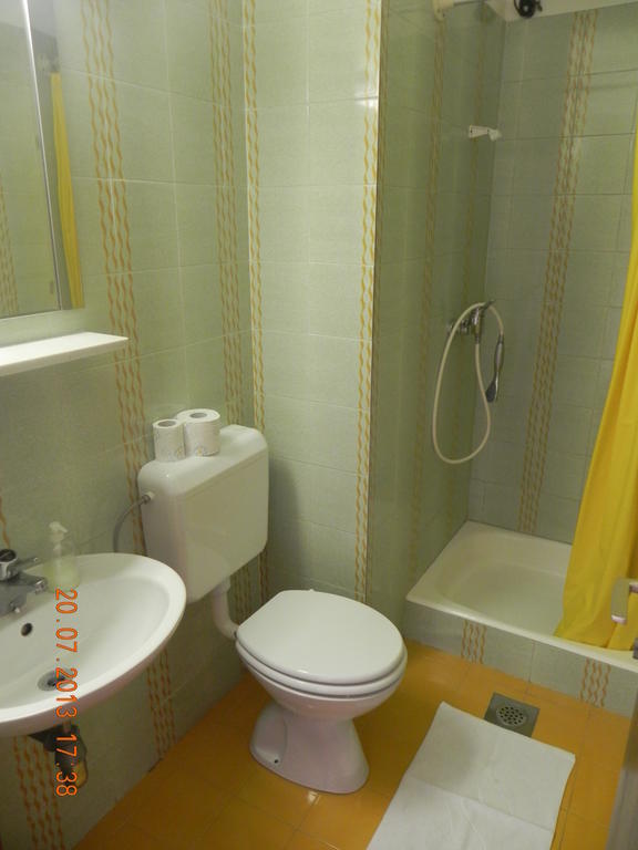 Rooms And Apartments Roza Portoroz Luaran gambar